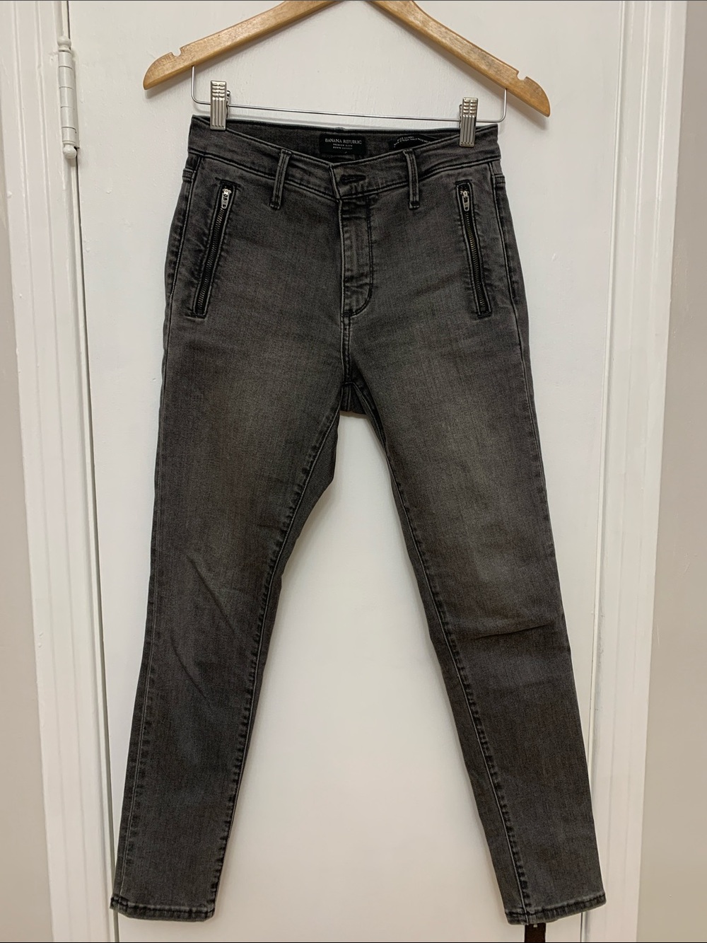 Banana Republic Premium Denim Mid-Rise Skinny Grey Jeans
